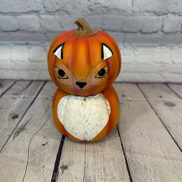 Marshalls Squirrel Pumpkin Fall Halloween Decor - Picture 1 of 3